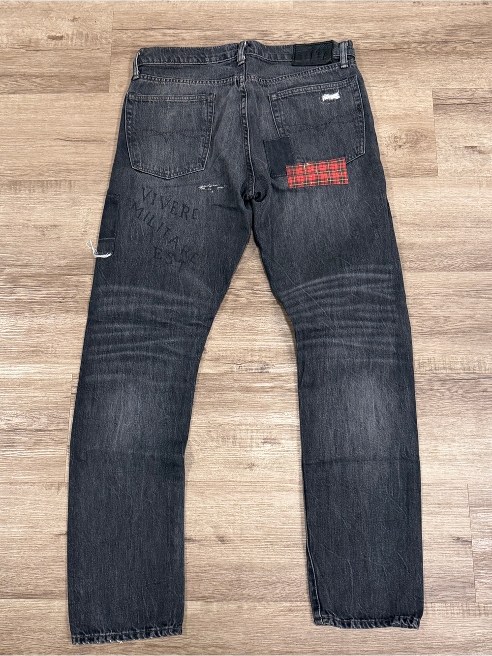 Polo Ralph Lauren Jeans 32x30 Black Sullivan Slim Distressed Patchwork Graffiti - Picture 4 of 6